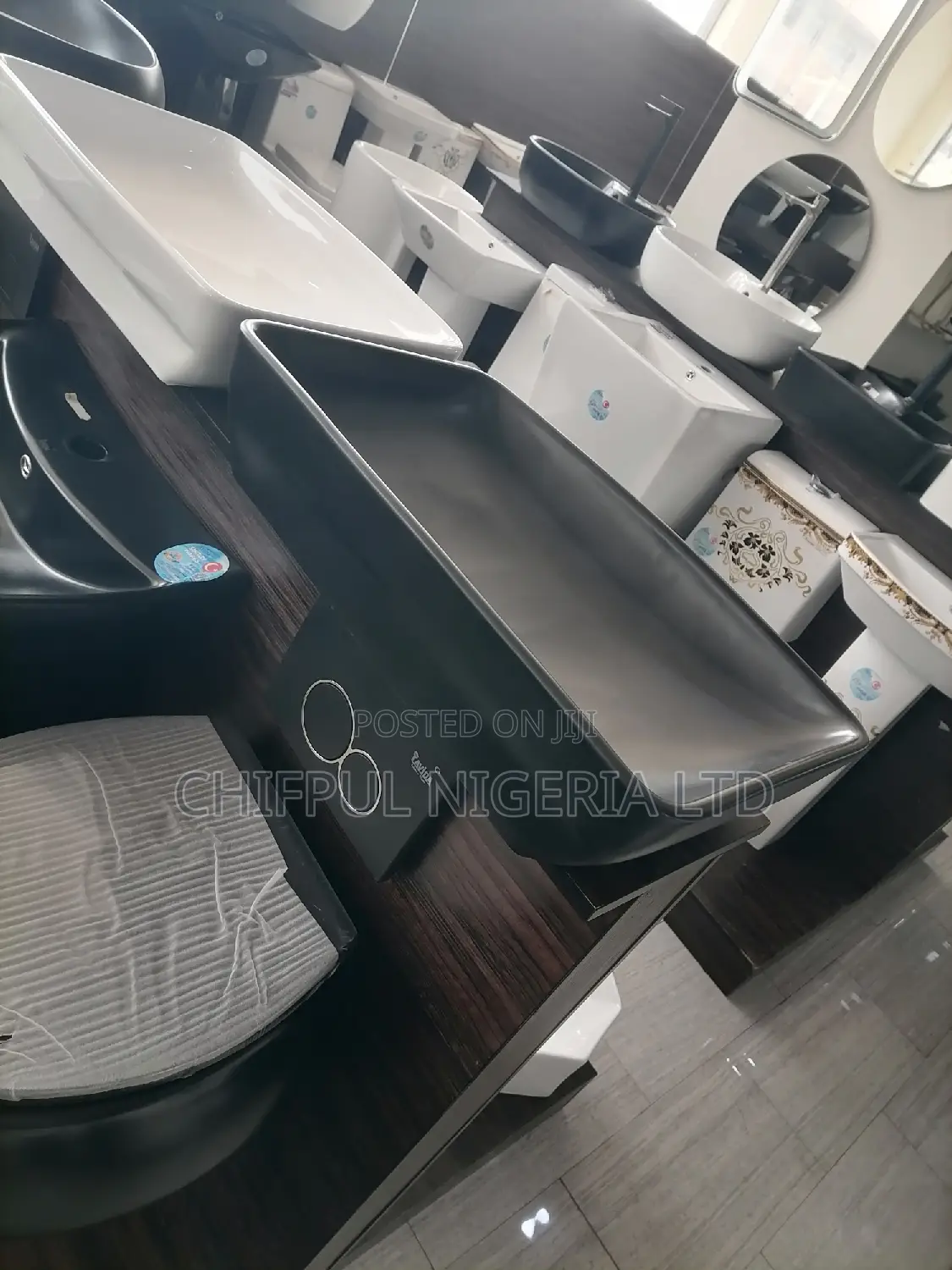 Square Cabinets Basin