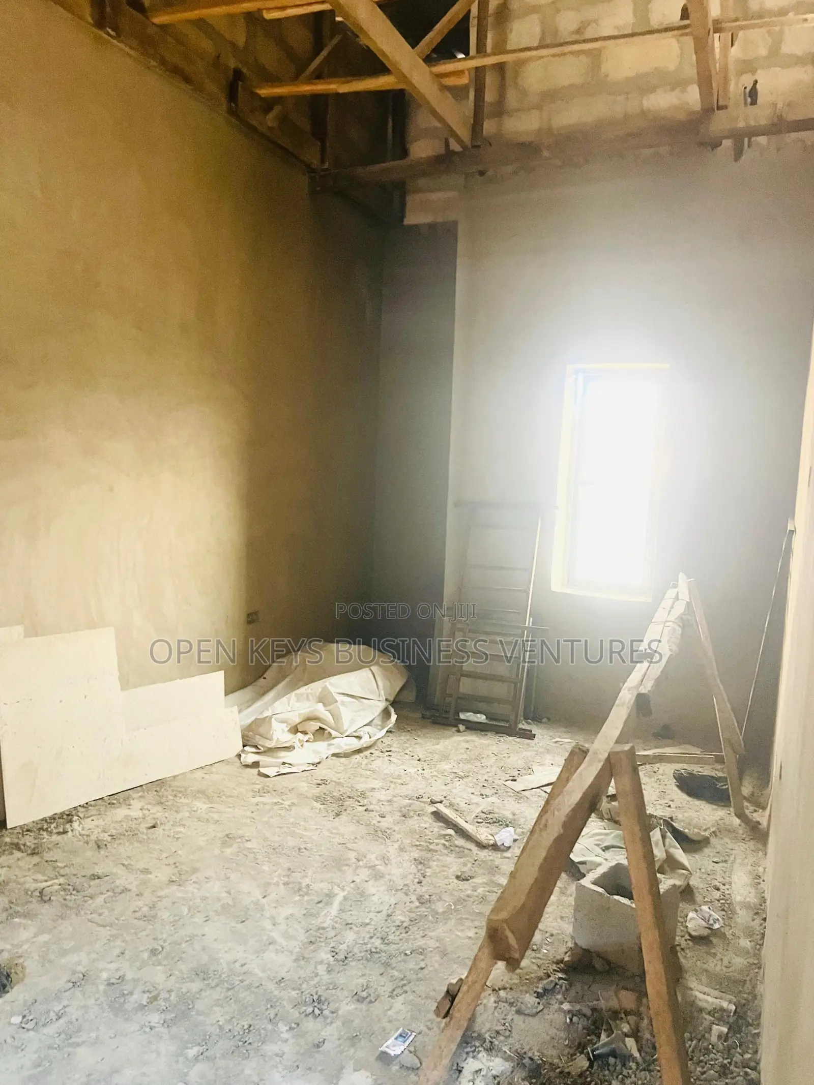 5bdrm Duplex in Eleyele for sale