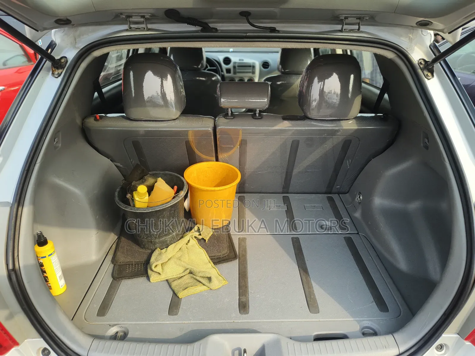 Toyota Matrix 2010 Silver