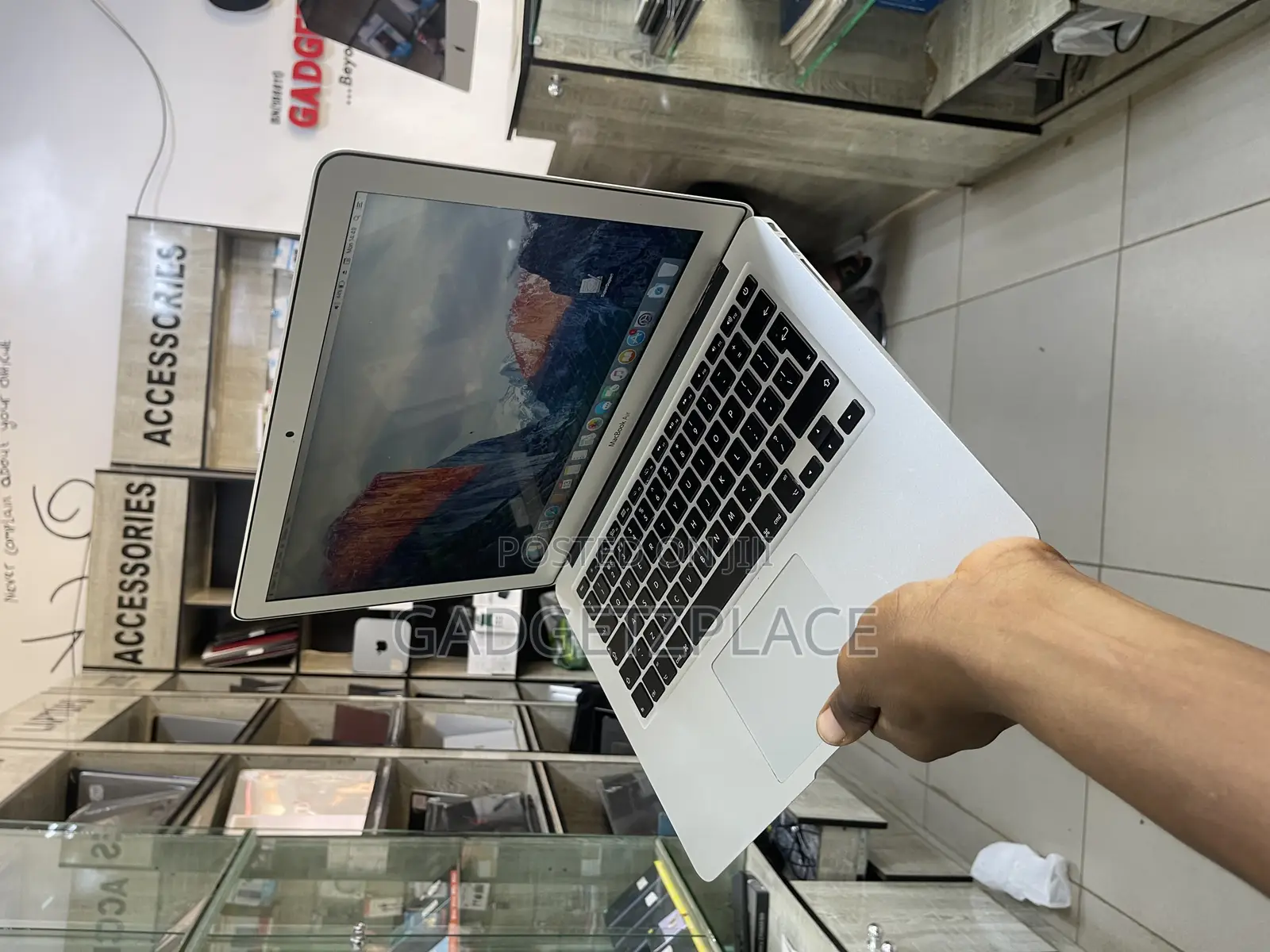 Laptop Apple MacBook Air 2015 8GB Intel Core i5 SSD 128GB