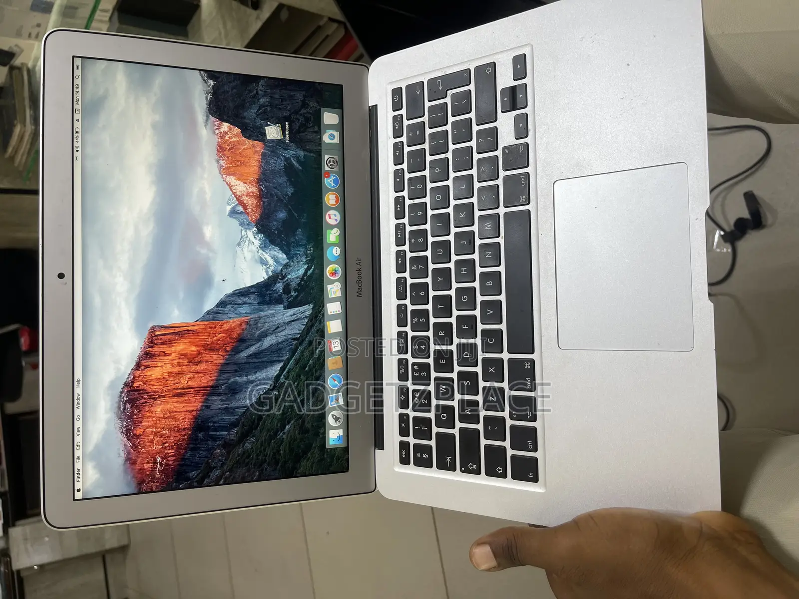 Laptop Apple MacBook Air 2015 8GB Intel Core i5 SSD 128GB