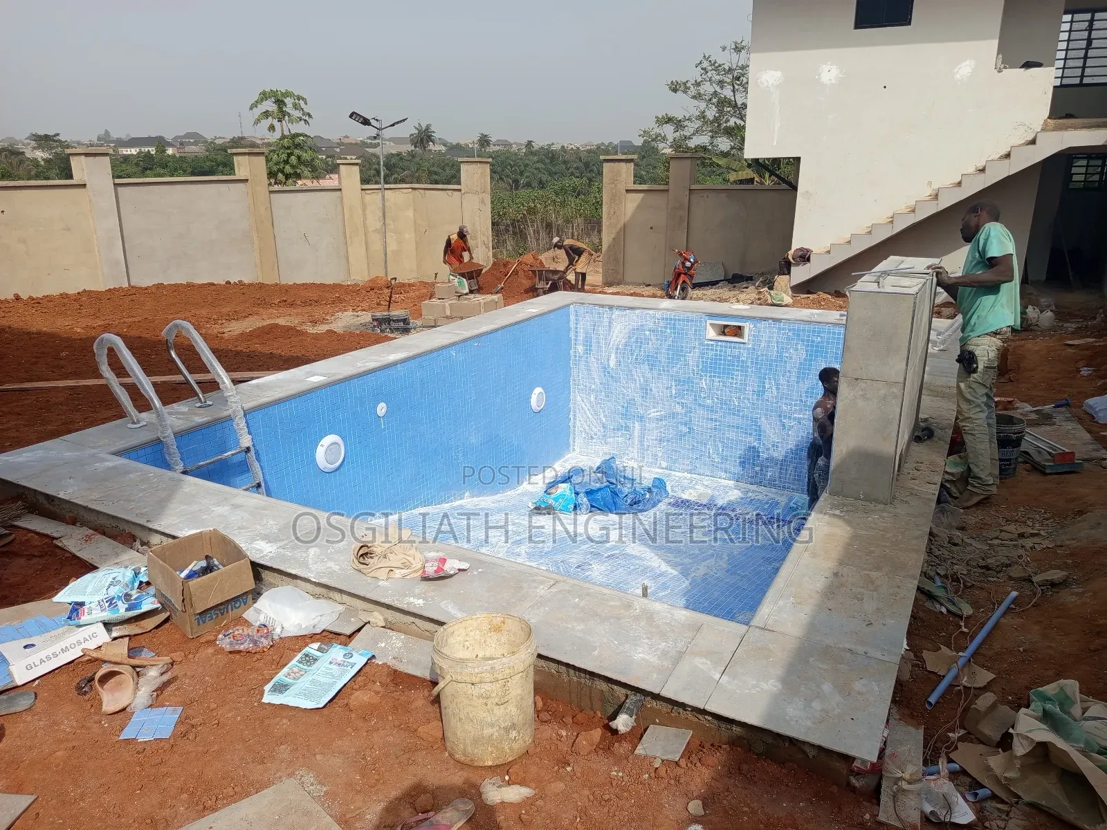 Exquisite Luxury Swimming Pools