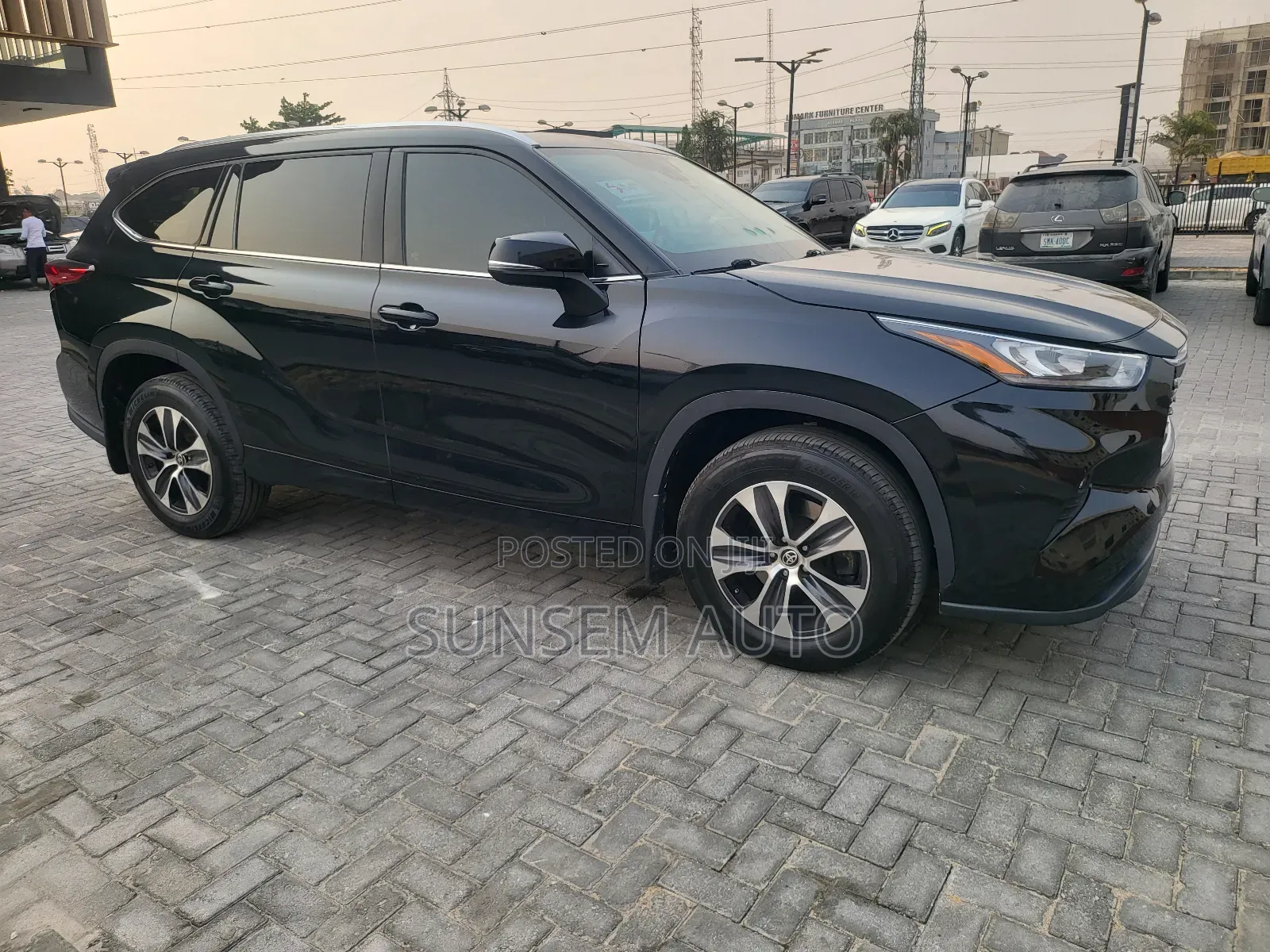 Toyota Highlander Limited AWD 2020 Black