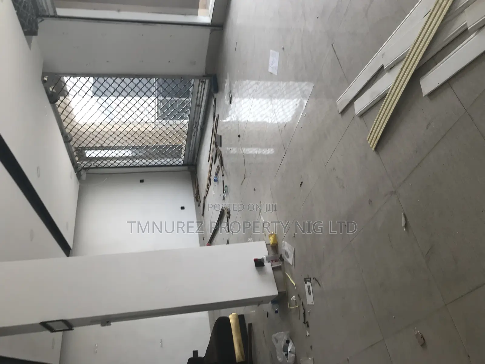 Shop Showroom for Rent at Orchild Road Lekki