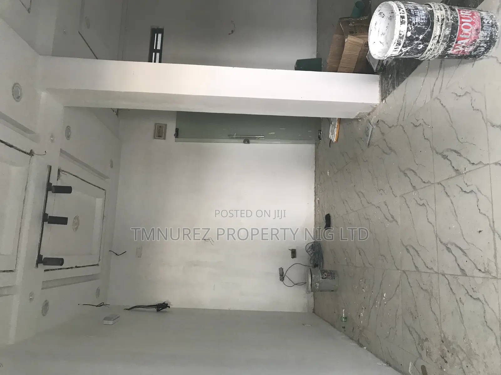 Shop for Rent in a New Mall Before Jakande Lekki