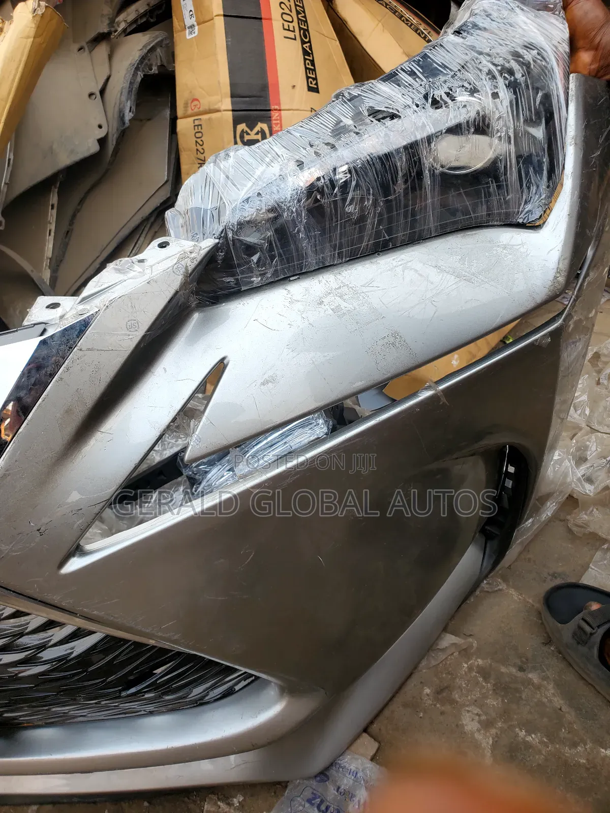 Composted Bumper Nx 200t 2016