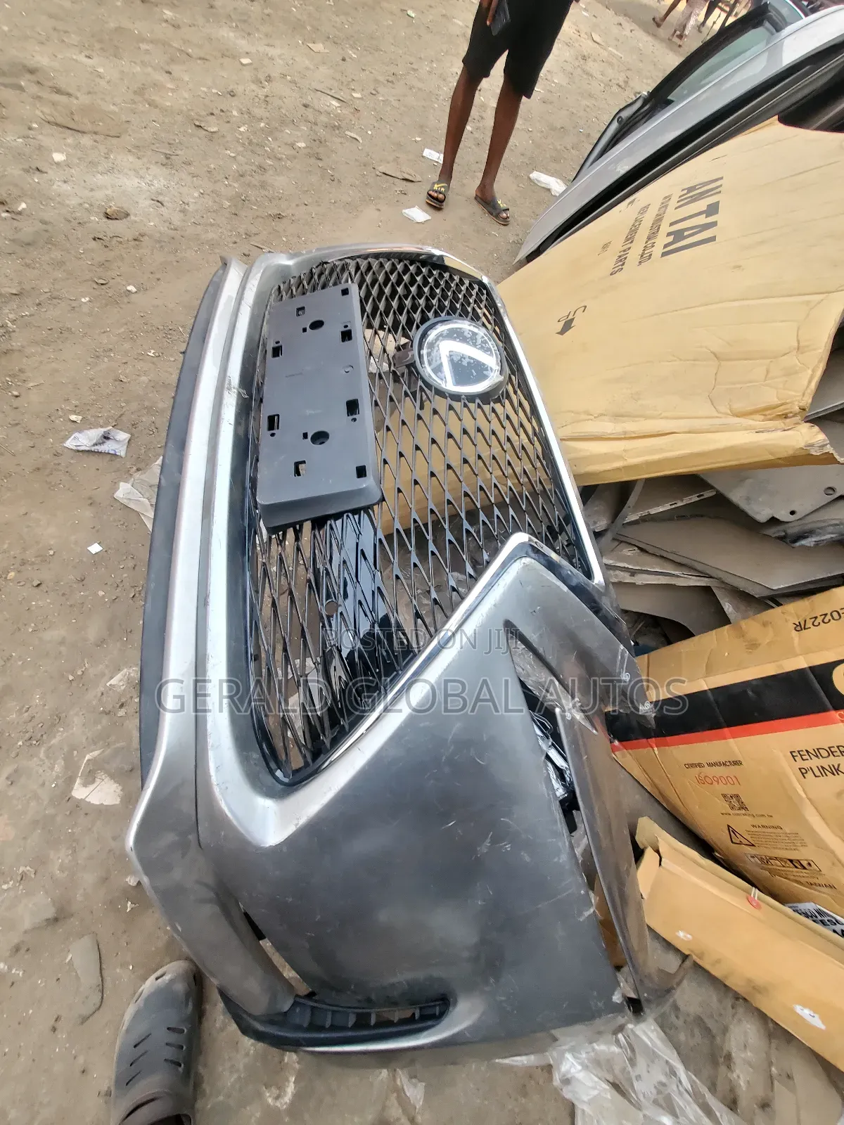Composted Bumper Nx 200t 2016