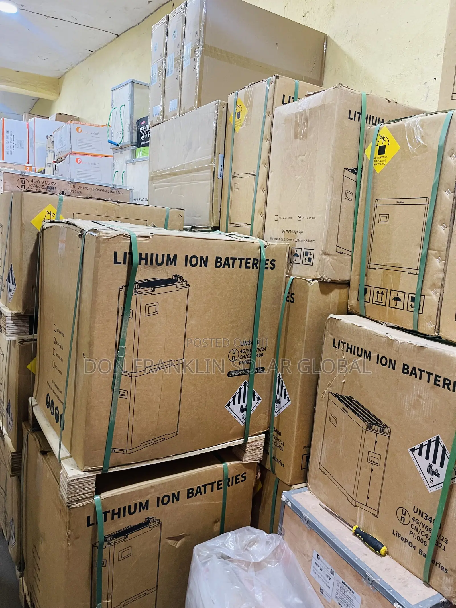 15kwh 51.2v Blue Carbon Lithium Ion Batteries