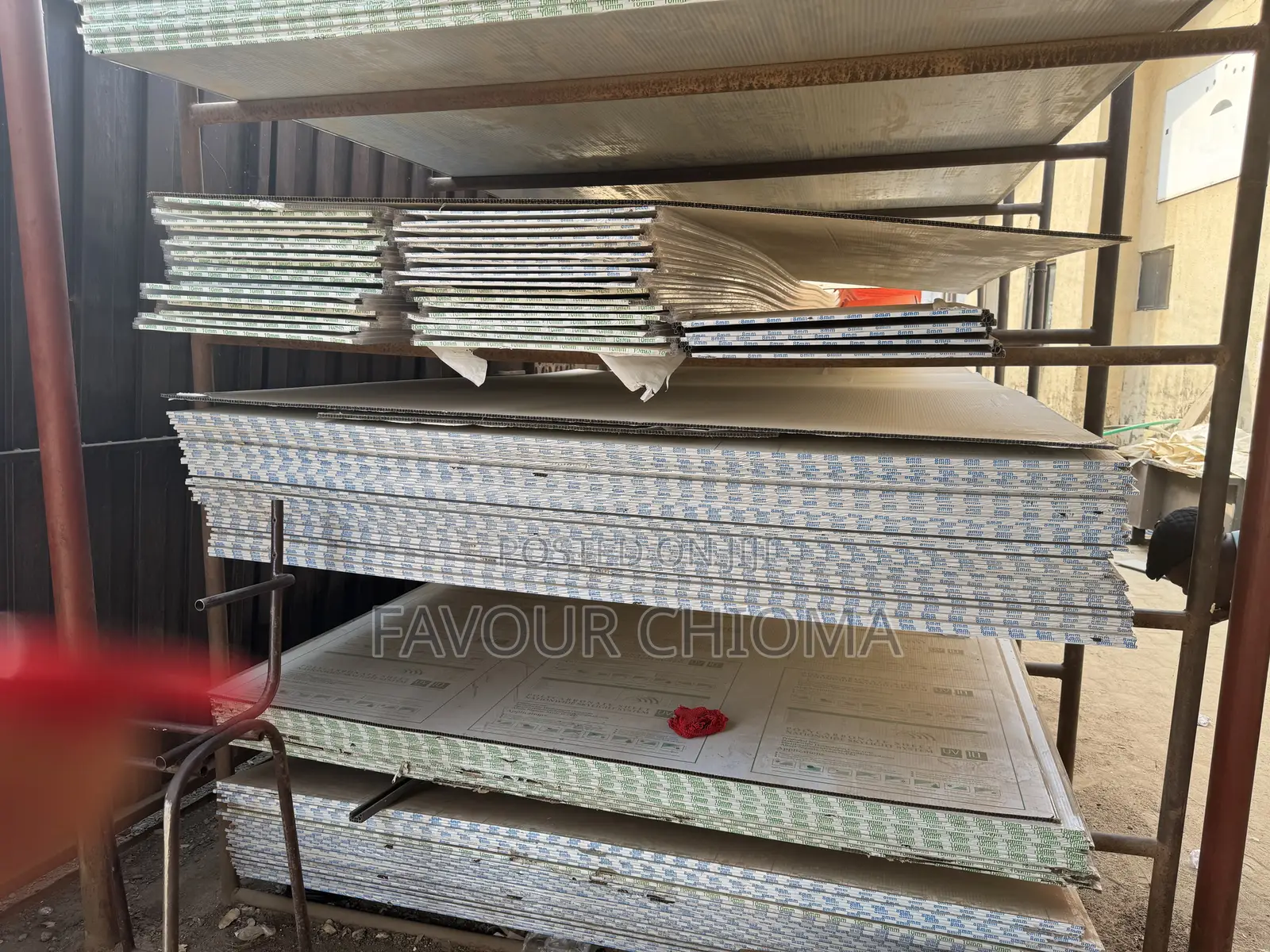 Double Layer Skylight and U-Lock