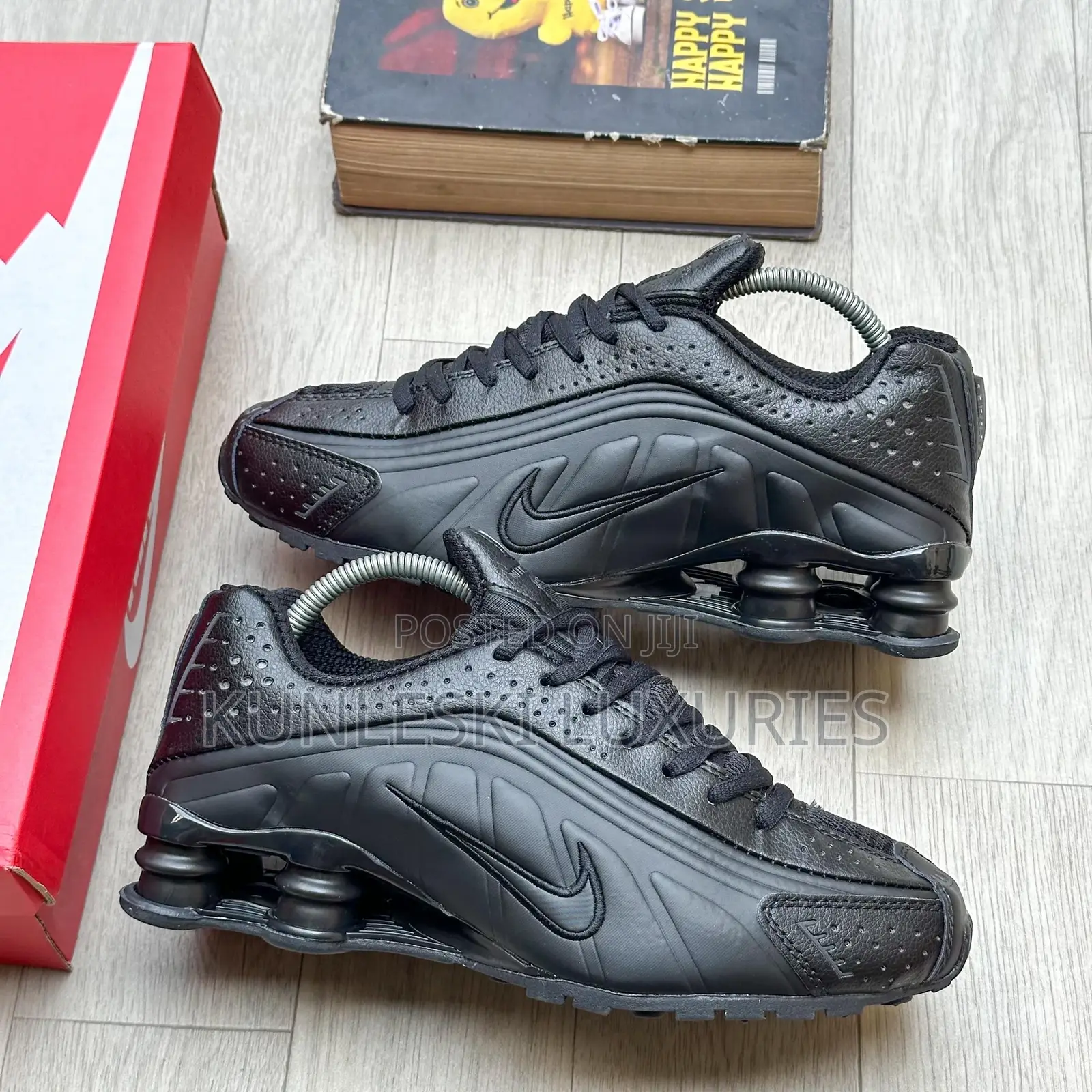 Original Nike Shox R4 Sneakers in Two Colorways