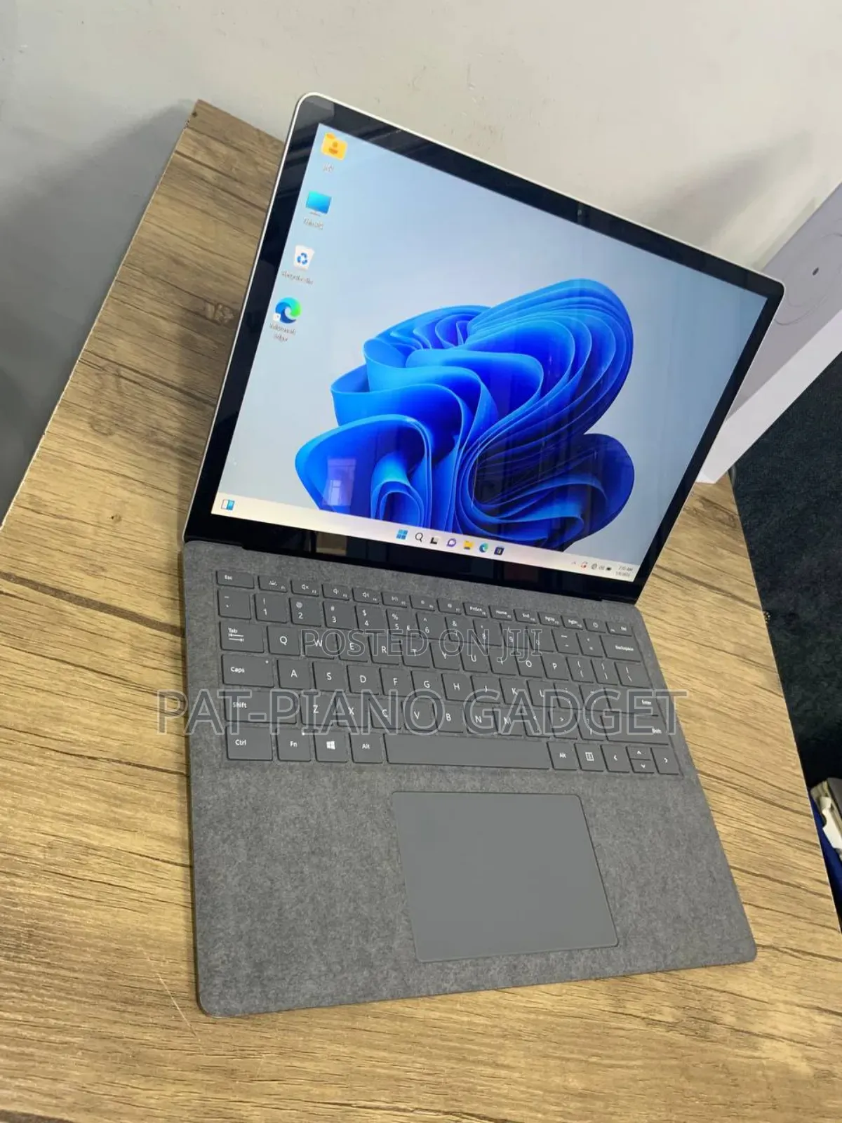Laptop Microsoft Surface Laptop 3 16GB Intel Core I7 SSD 256GB