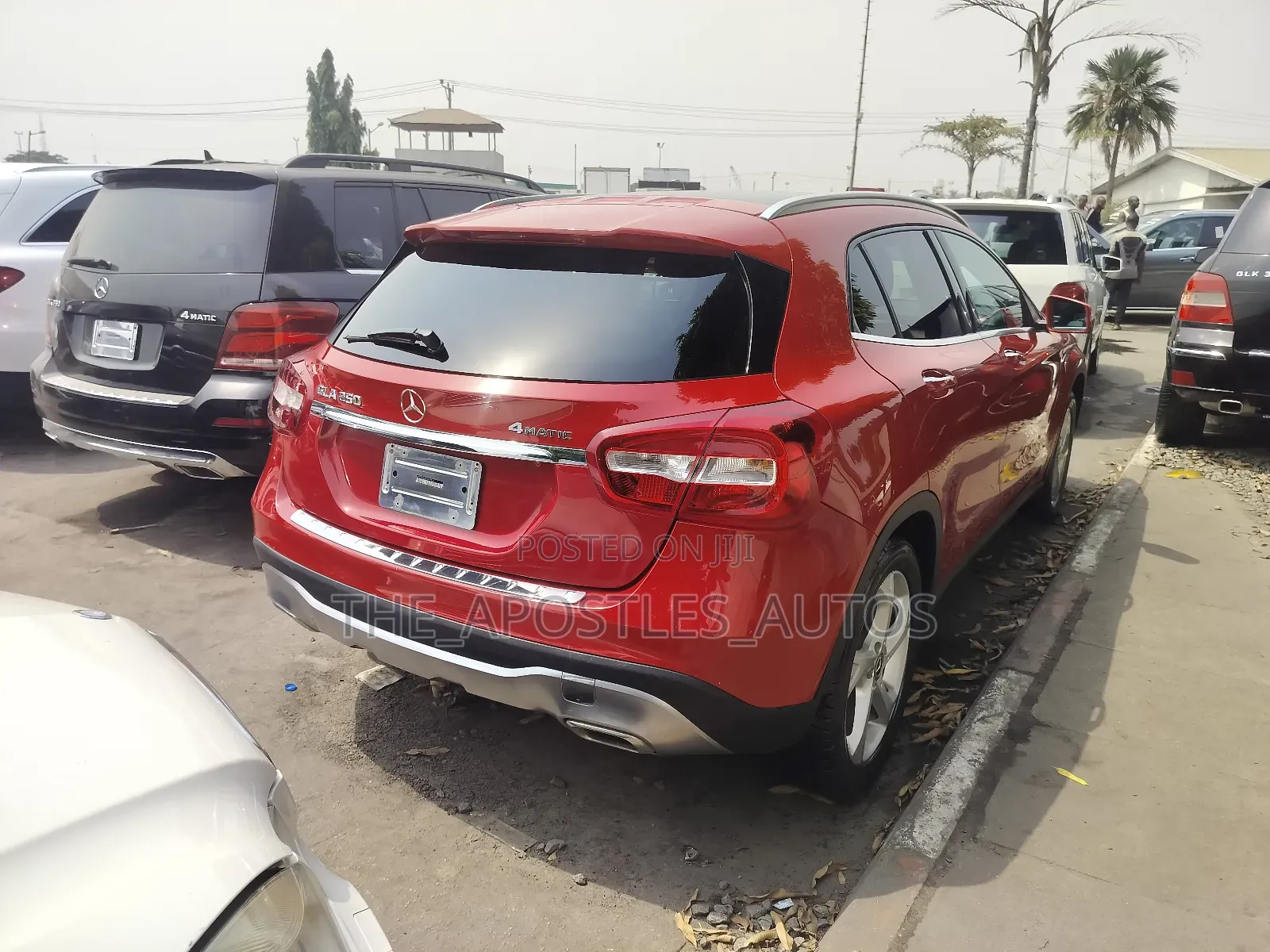 Mercedes-Benz GLA 250 2018 Red