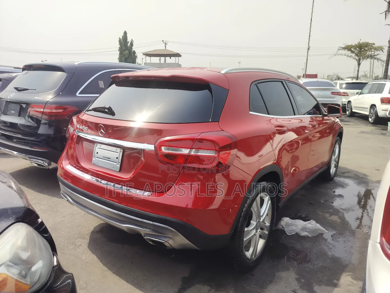 Mercedes-Benz GLA 250 2015 Red
