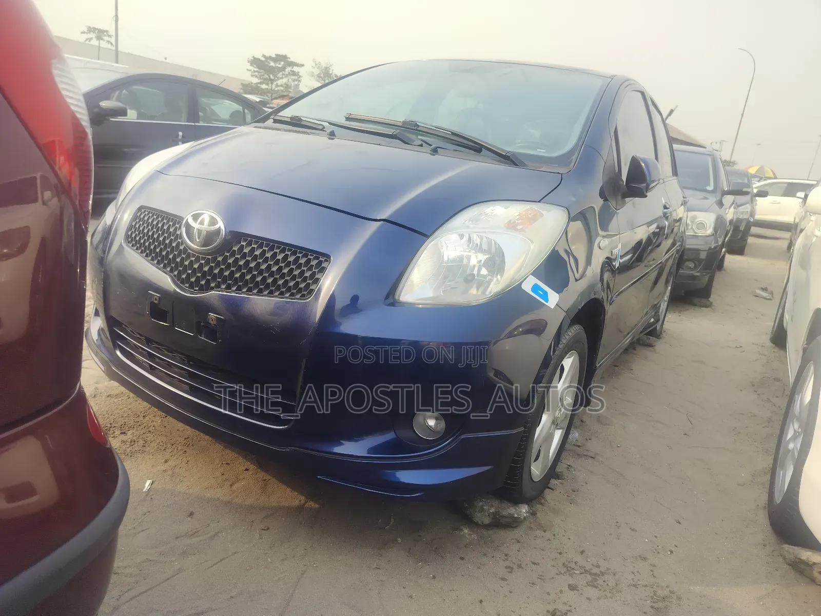 Toyota Yaris Base Hatchback 5dr 2010 Blue