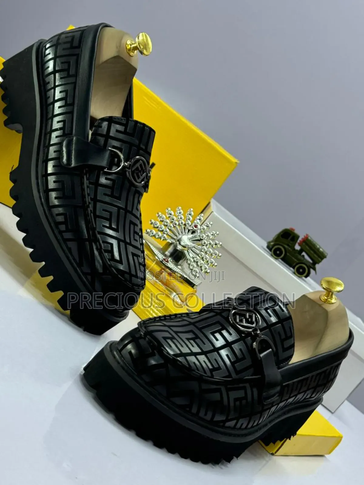 Men's Patterned Fendi Classic Shoes