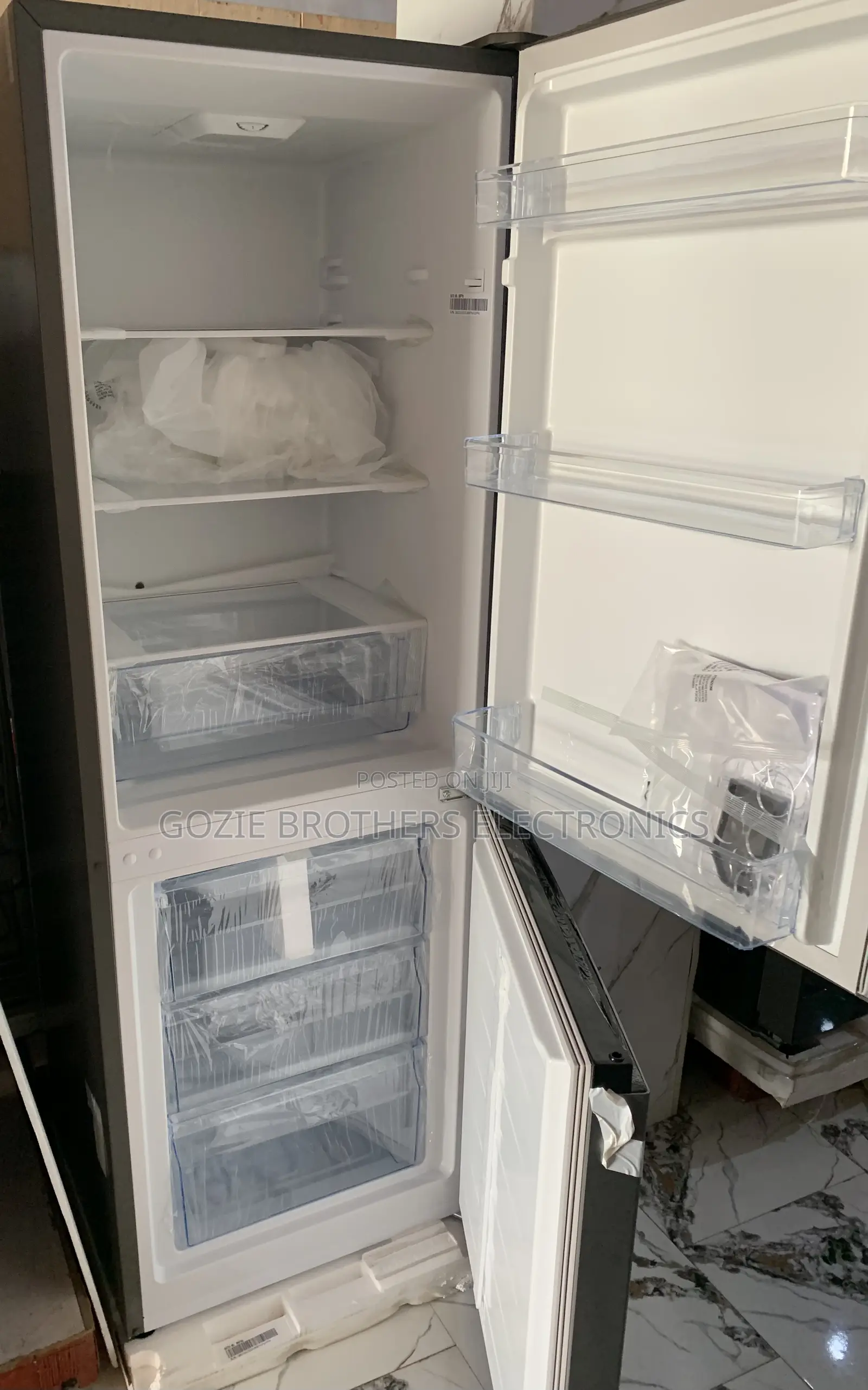 Hisense Refrigerator 225liters (Bottom Freezer)