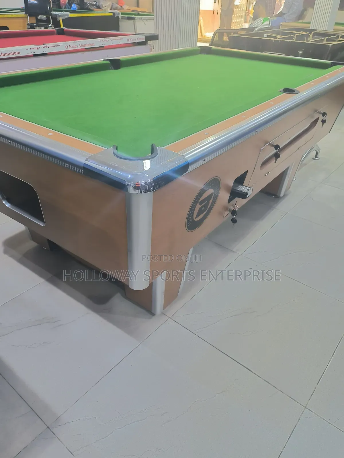 Pure HDF Foreign British Coin And Marble