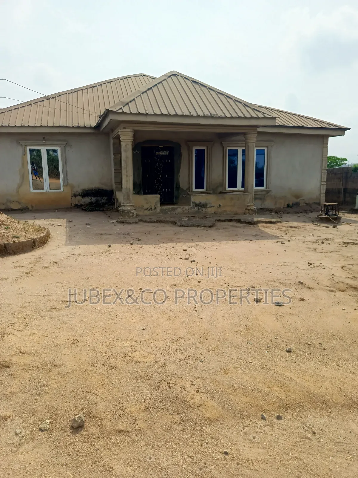 4bdrm Bungalow in Ifo for sale