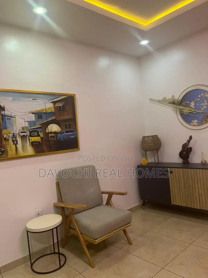 Furnished 2bdrm Apartment in Chevron Estate, for rent