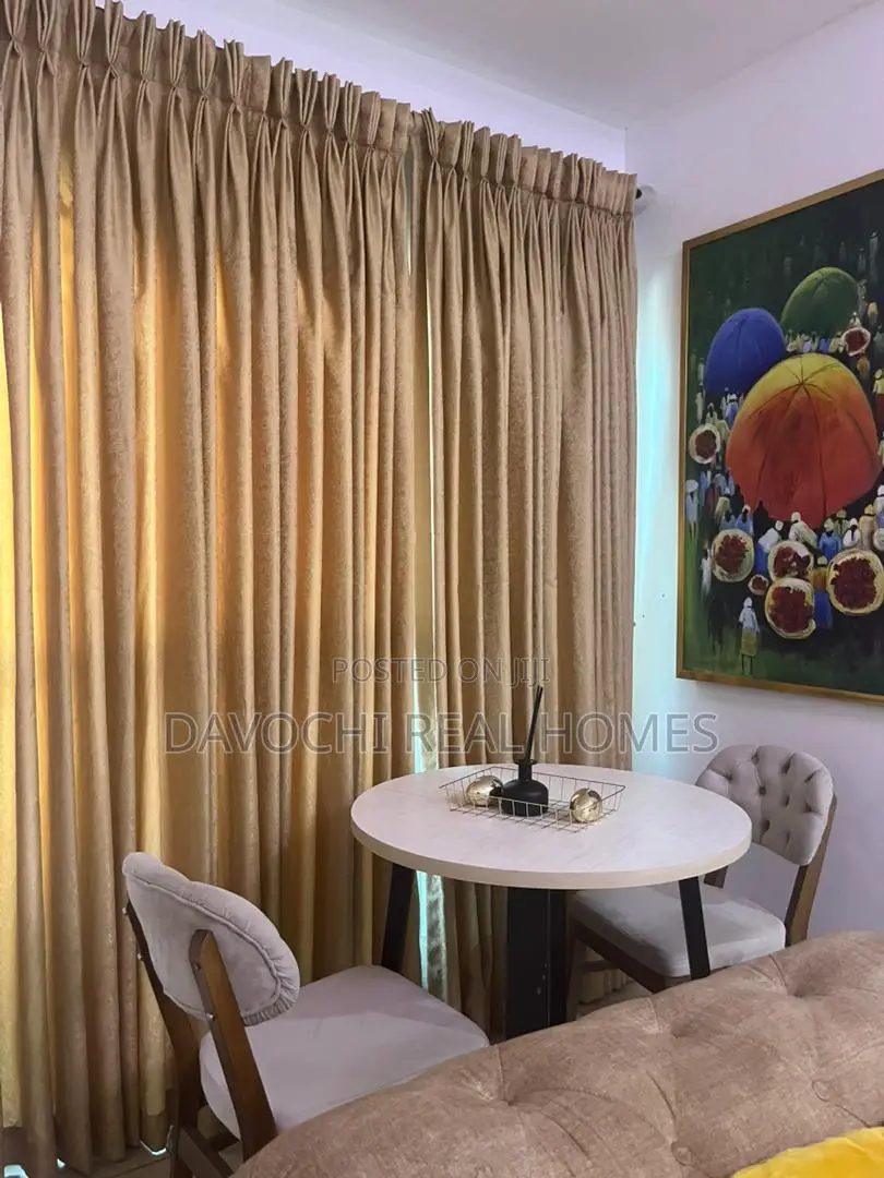 Furnished 2bdrm Apartment in Chevron Estate, for rent