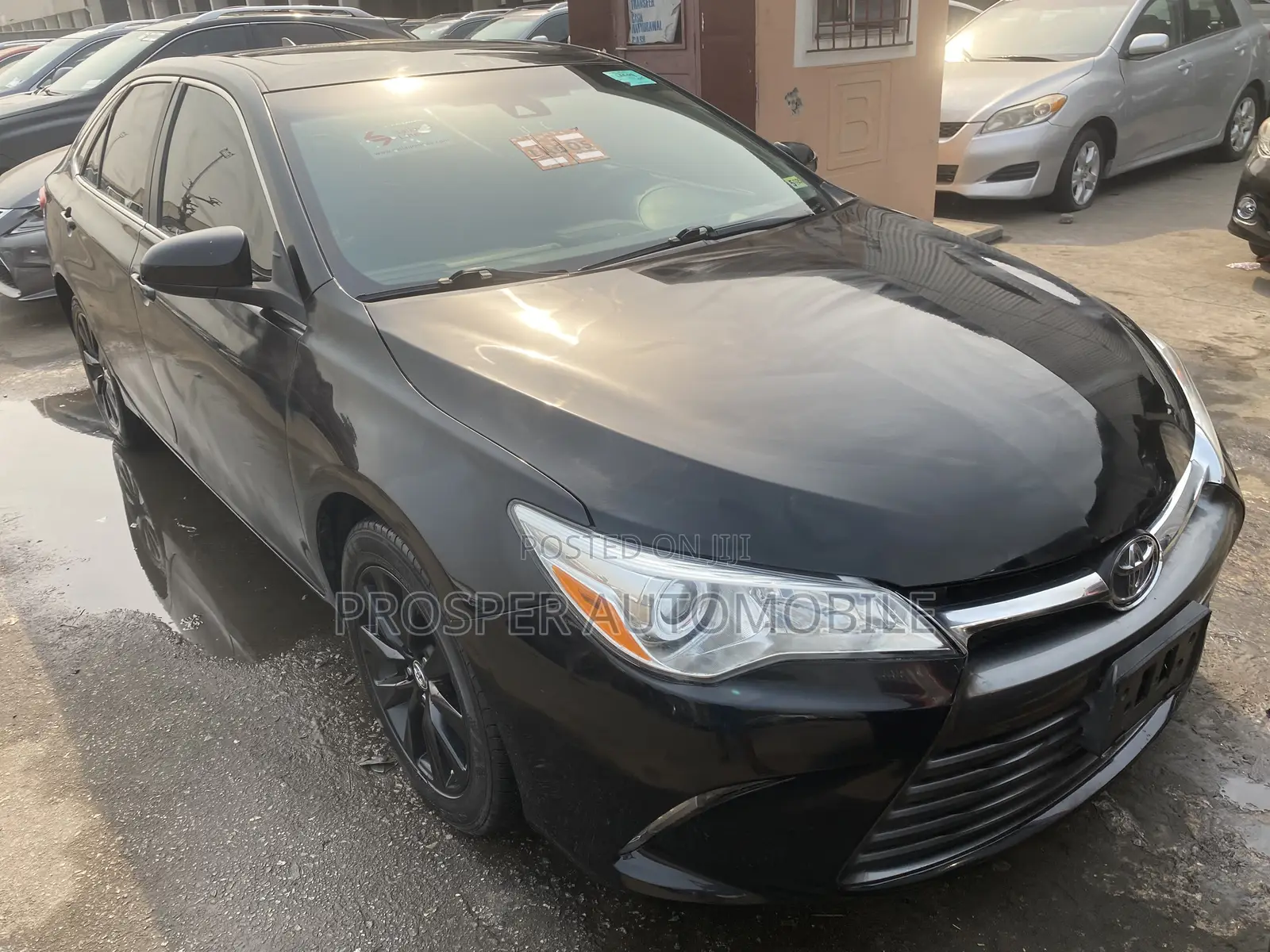 Toyota Camry 2016 Black