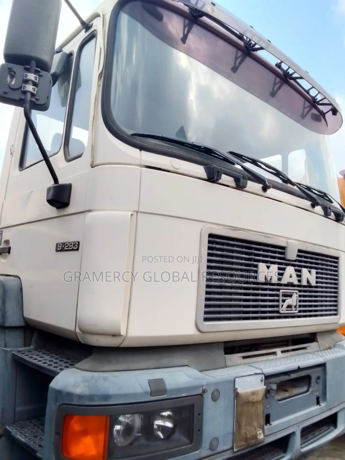 Foreign Used MAN Diesel Truck 6 Tyres Tipper Truck