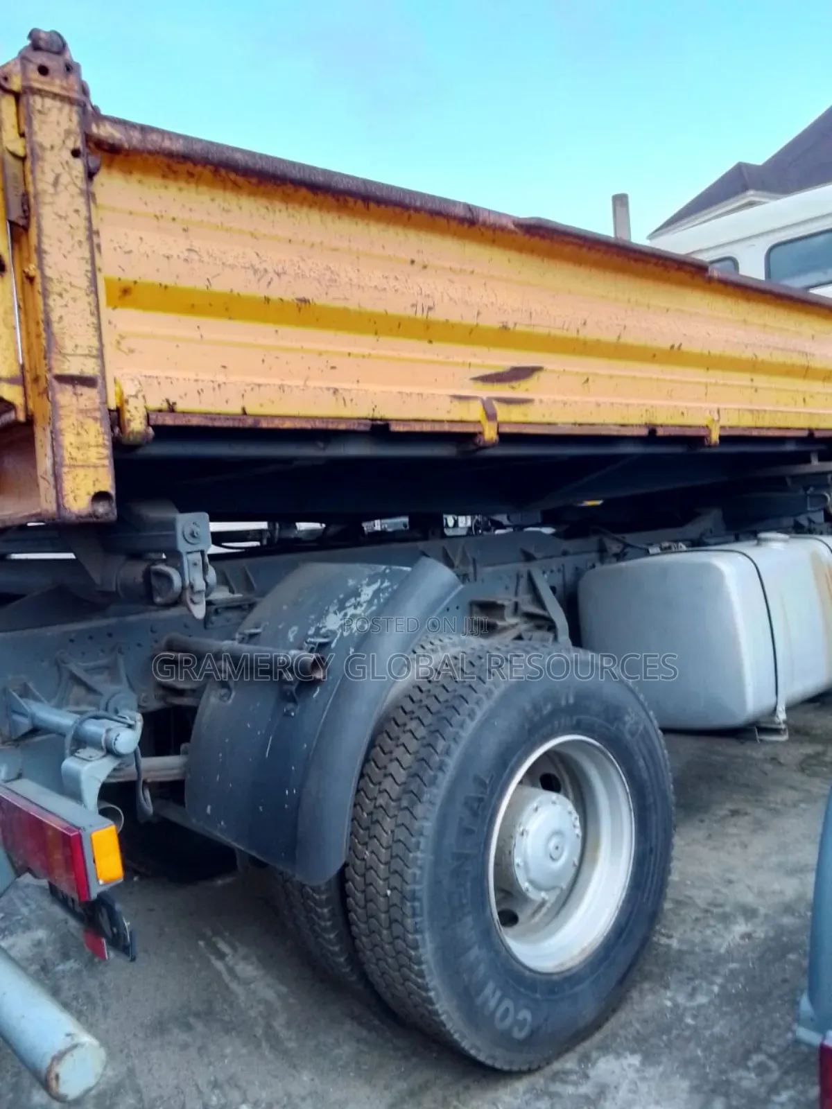 Foreign Used MAN Diesel Truck 6 Tyres Tipper Truck