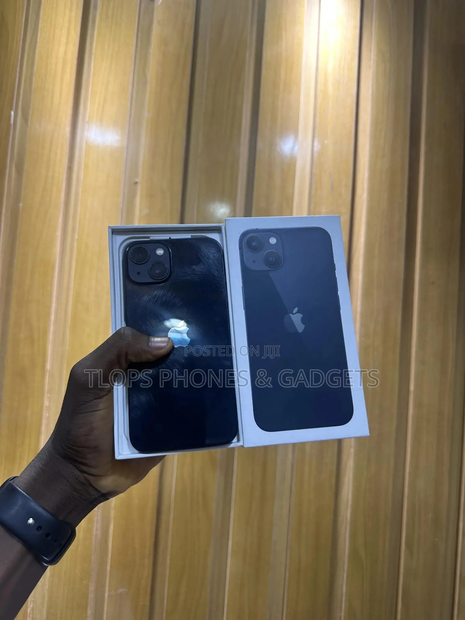 New Apple iPhone 13 128 GB Black