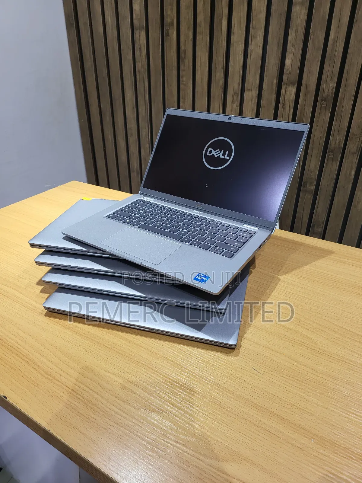 Laptop Dell Latitude 5320 16GB Intel Core i5 SSD 256GB