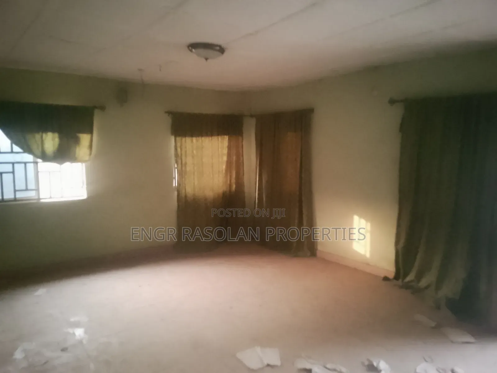 5bdrm Bungalow in Ganmo, Ifelodun-Kwara for sale