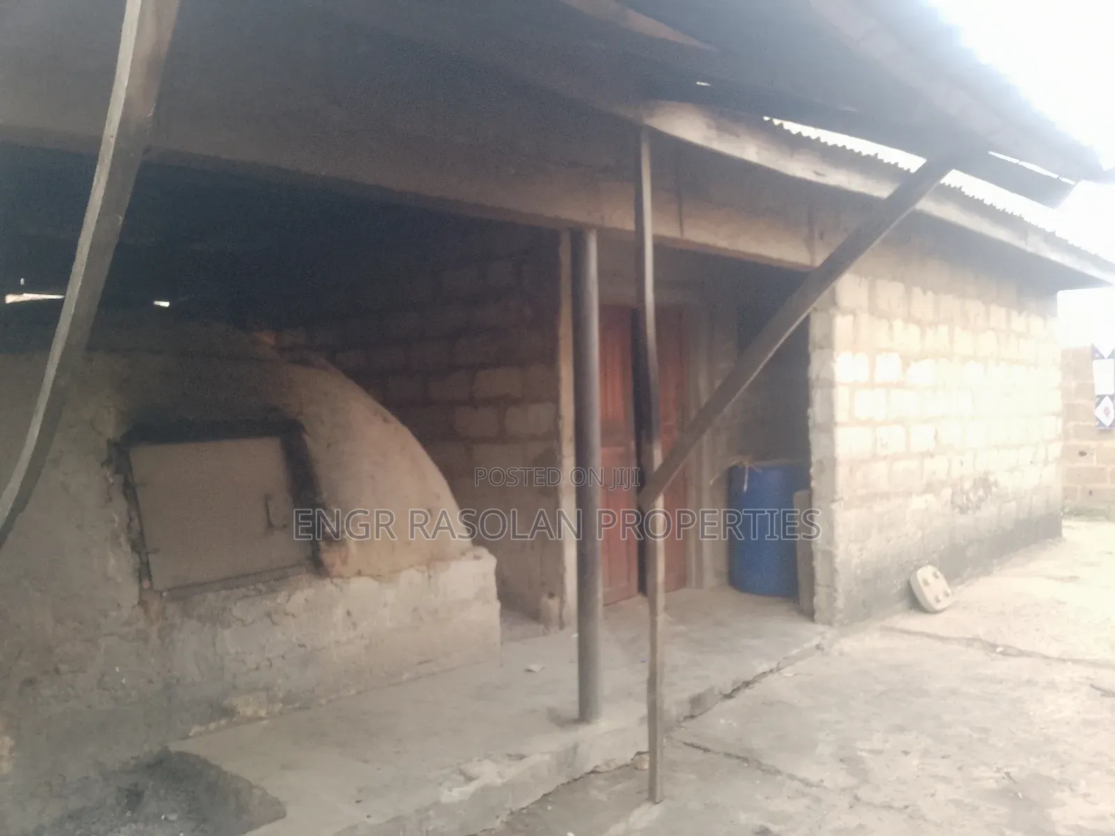 5bdrm Bungalow in Ganmo, Ifelodun-Kwara for sale