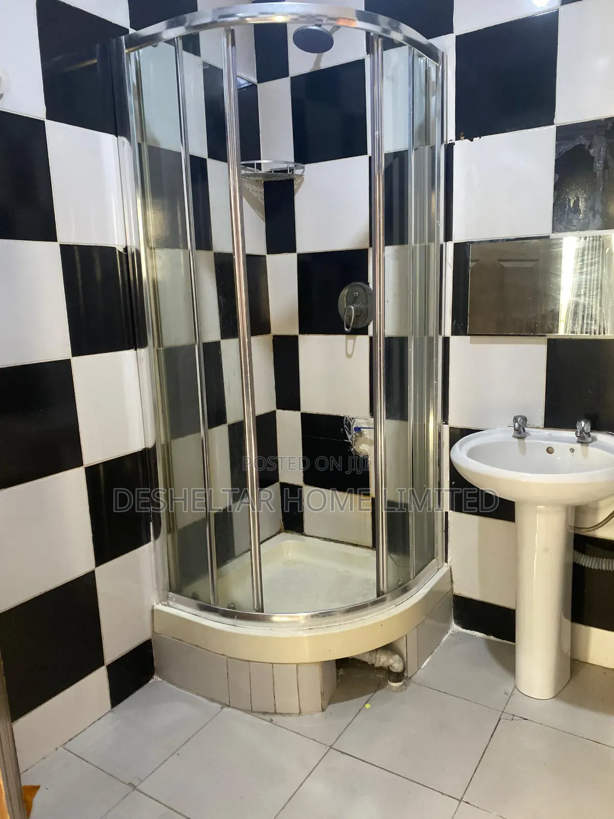 3bdrm Shared Apartment in Southern View Estate, Chevron for rent