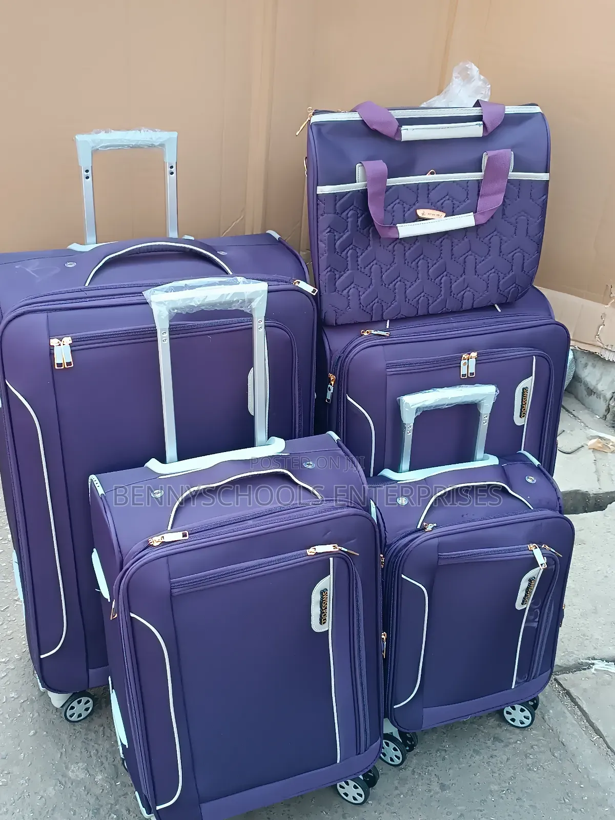 Purple Good Design 5 in 1 Set of Swiss Polo Luggage Boxes