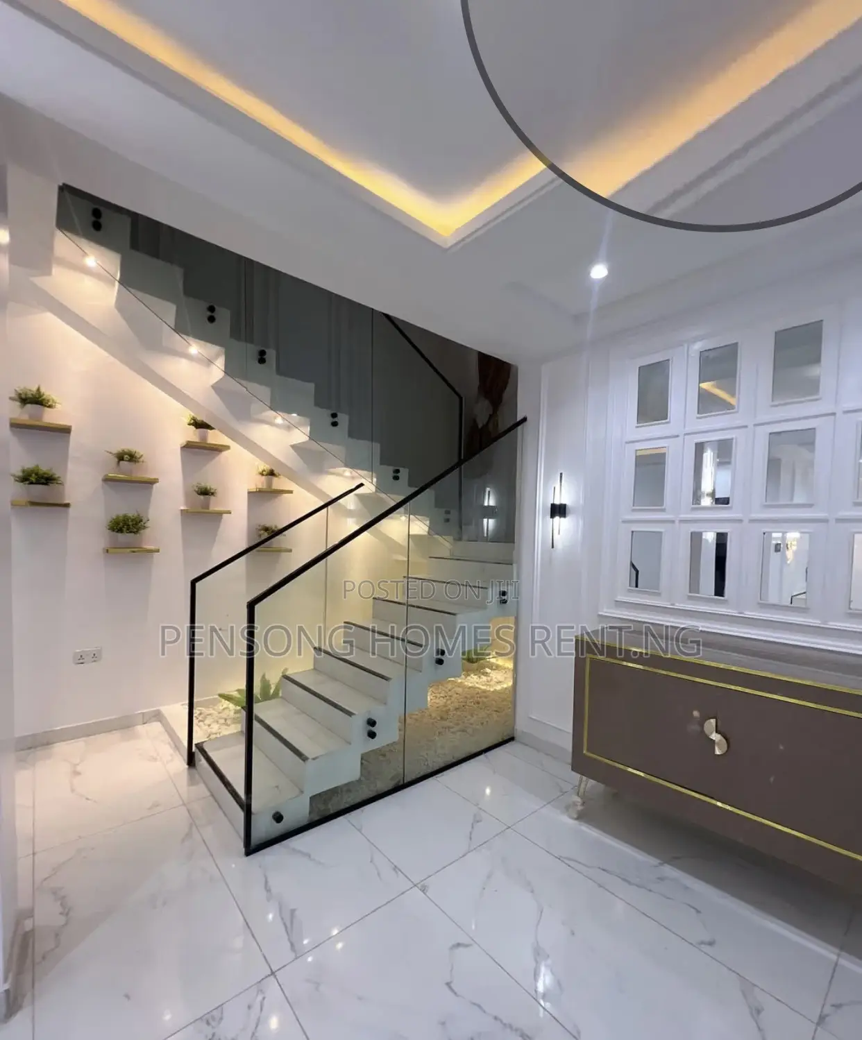 4bdrm Apartment in Lekki Phase 1 for rent
