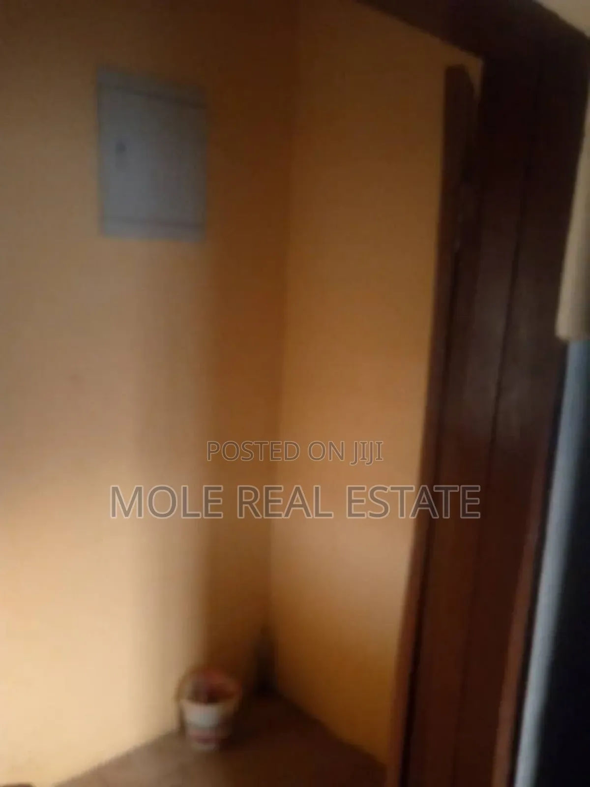 4bdrm Apartment in Abeson, Abesan for sale