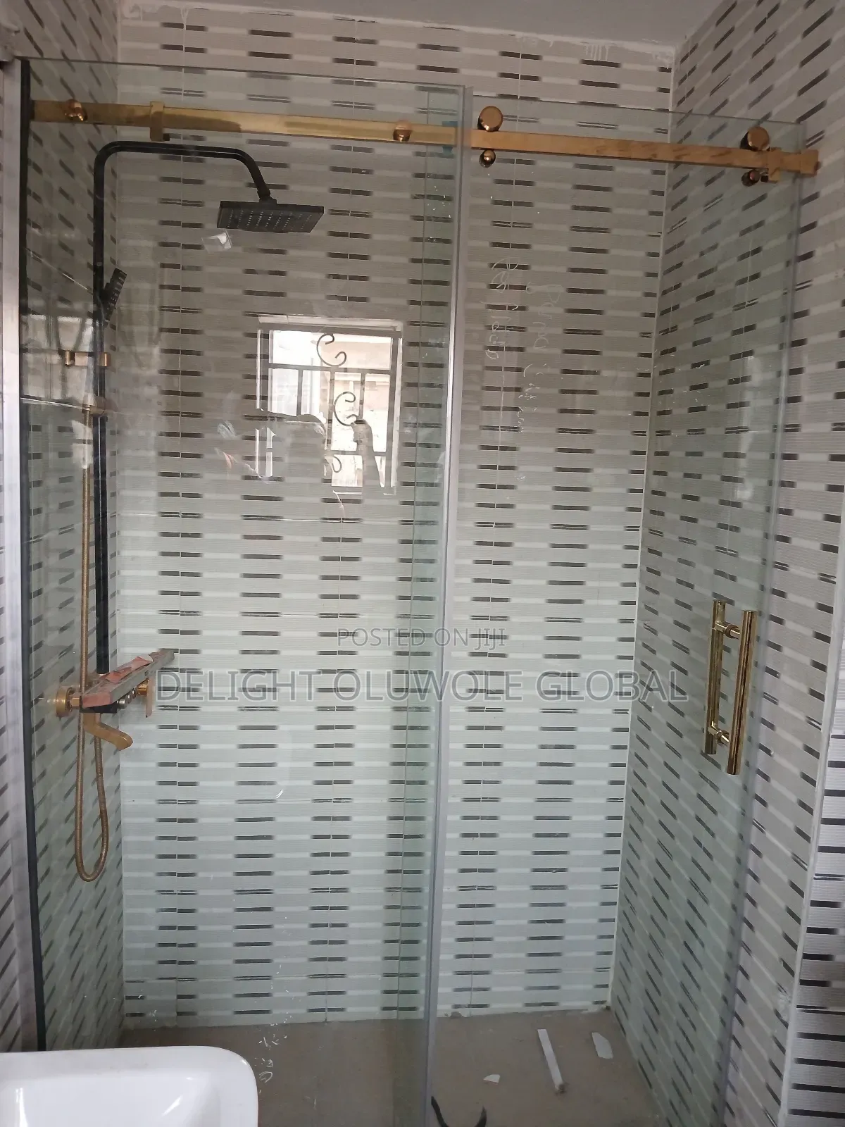 Shower CUBICLES Gold