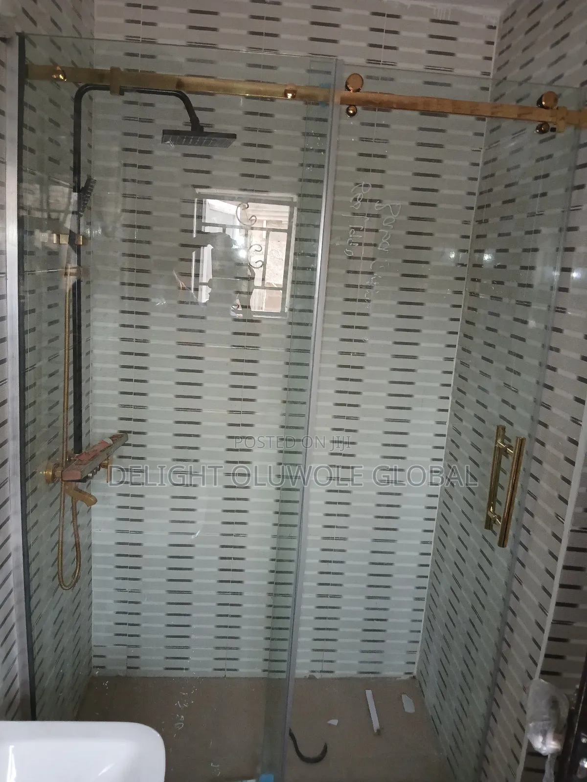 Shower CUBICLES Gold
