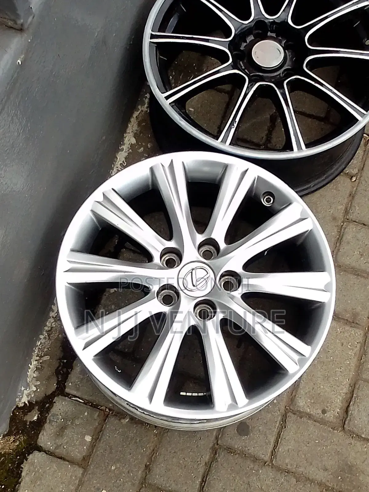 17rim for Lexus