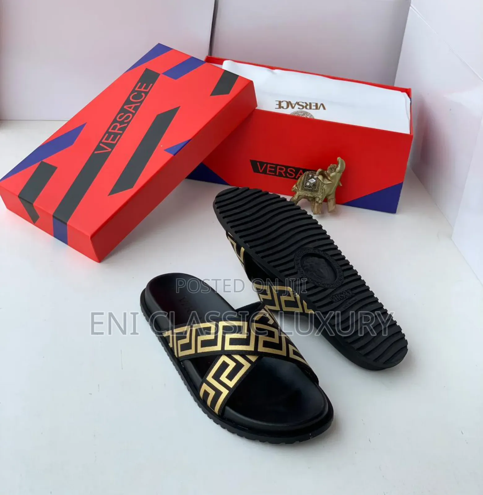 Versace Quality Outfits For Men's Available In Store