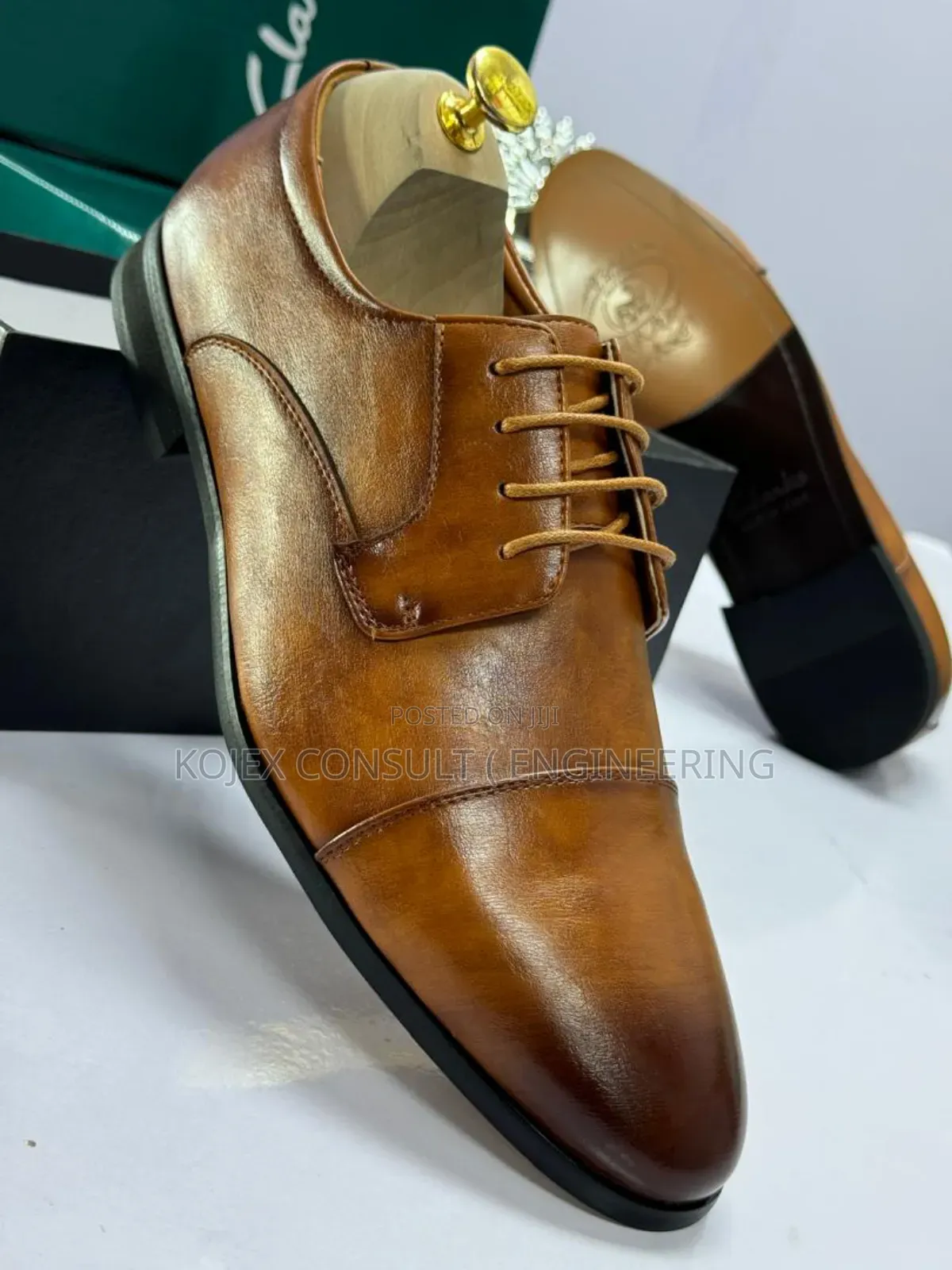 Clarks Leather Quality Men Shoe Available