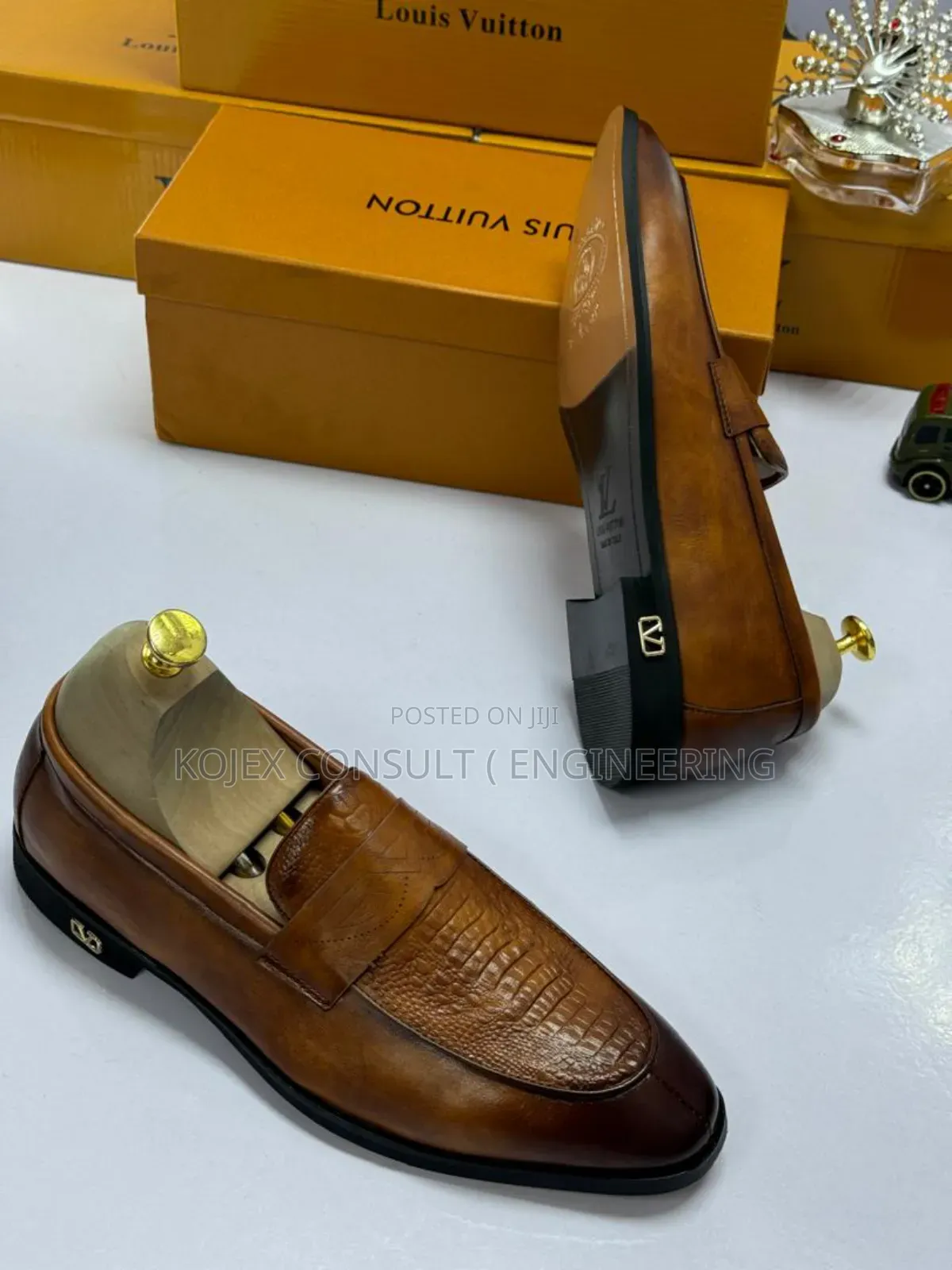 Louis Vuitton Flat Men Shoe Available