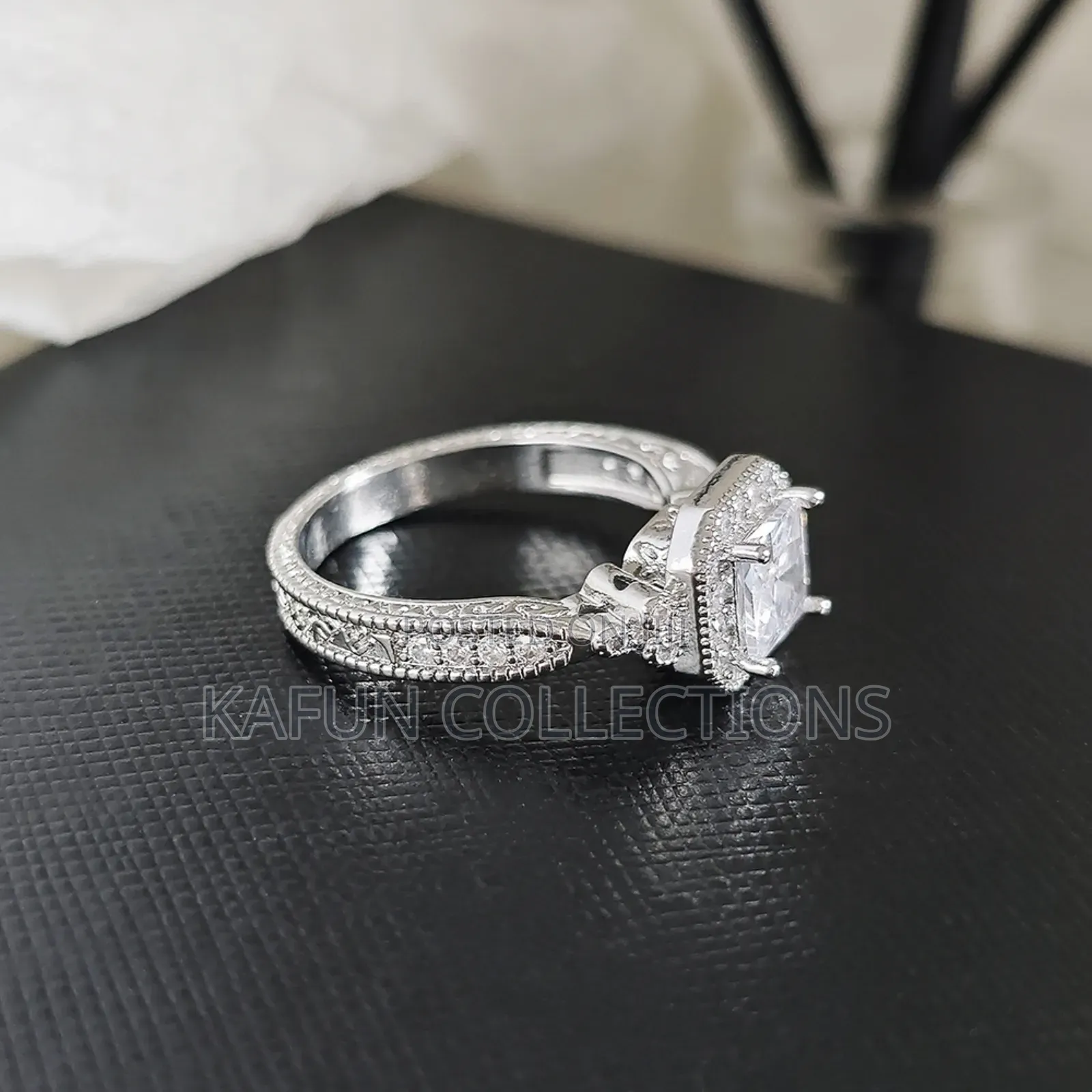 New Design Quality Zirconia Proposal Ring