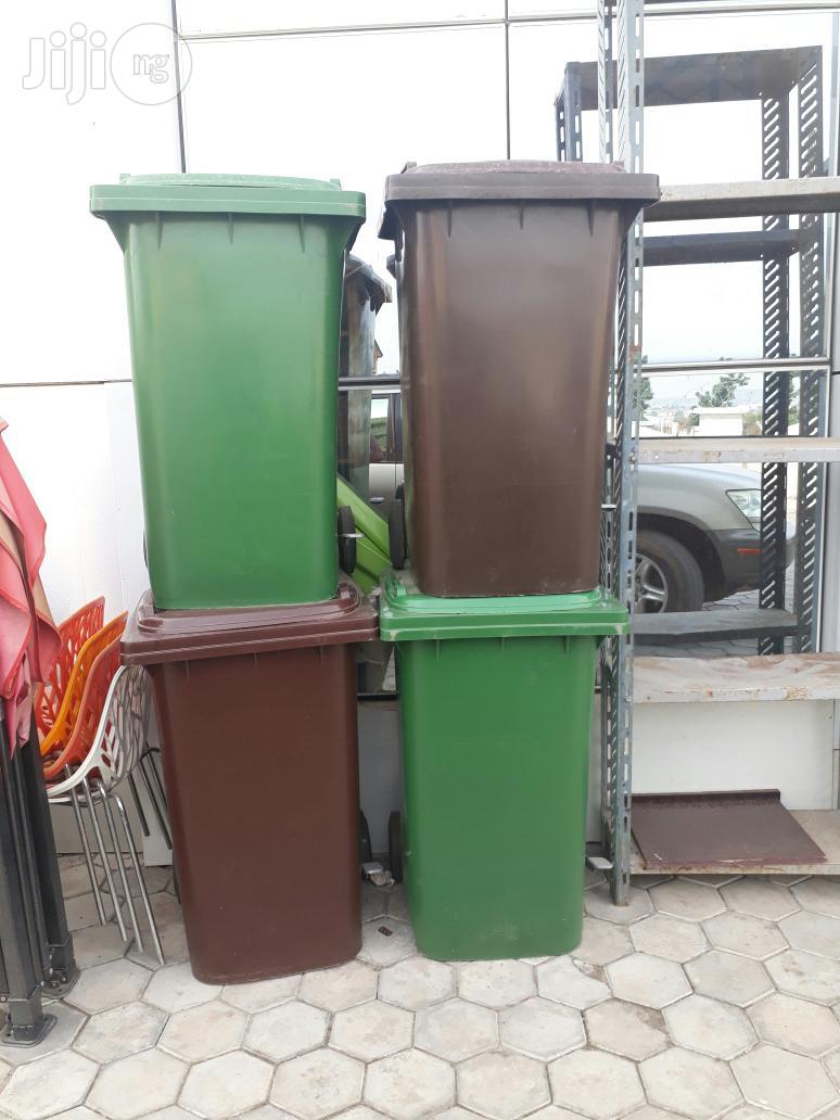 Plastic Commercial Waste Bin (Mammoth)