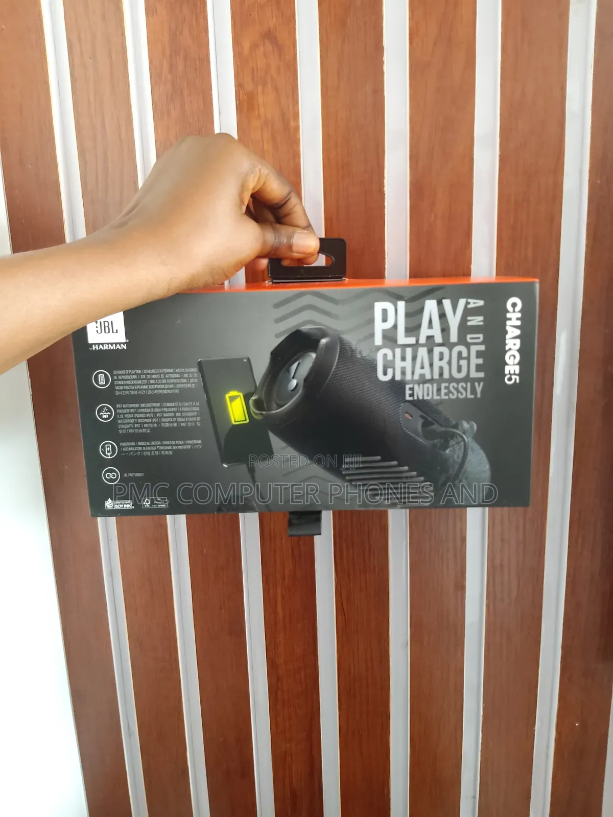 JBL Charge 5