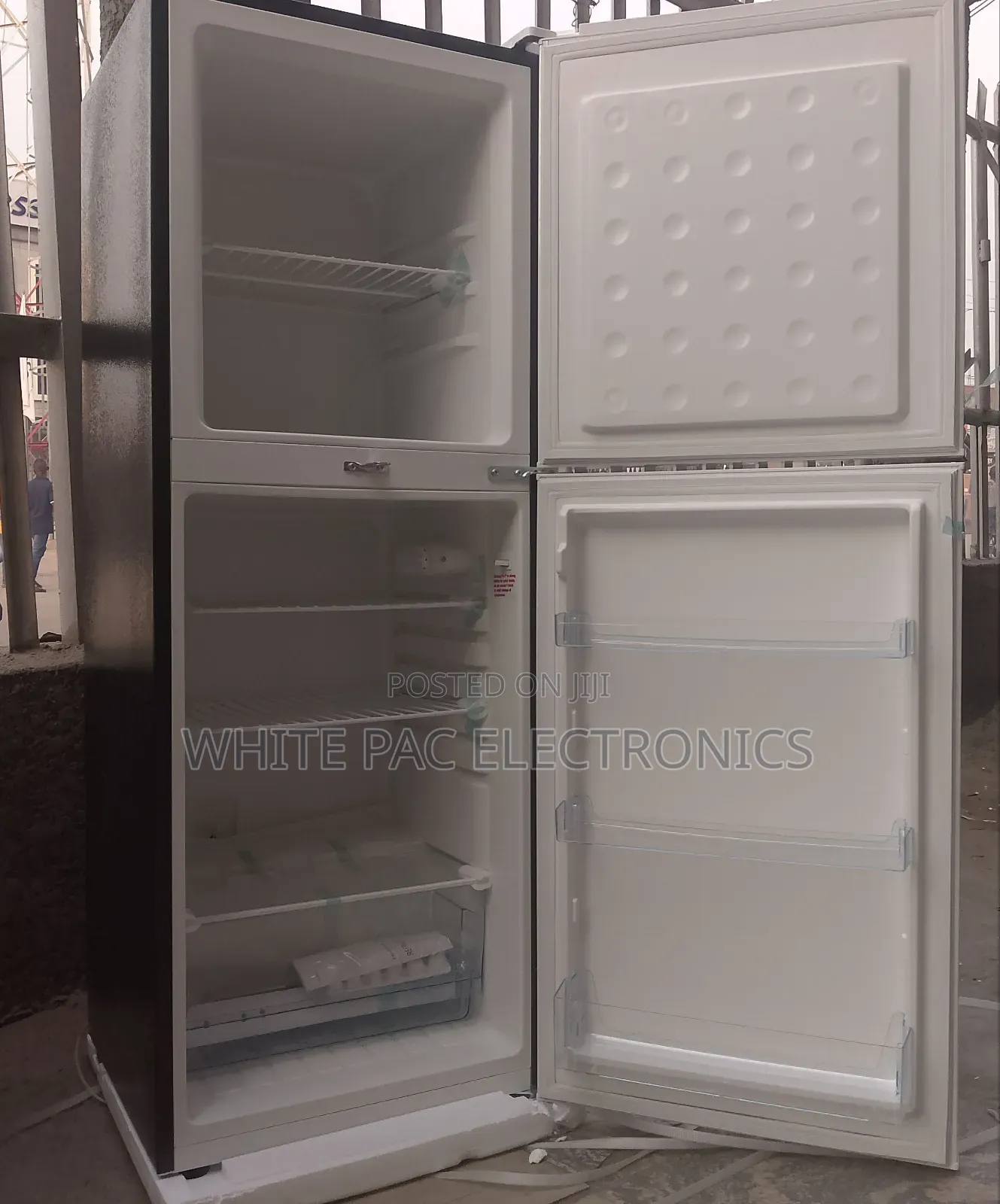 Original > LG Double Door 270litre Freezer/ Fridge > 2yrs