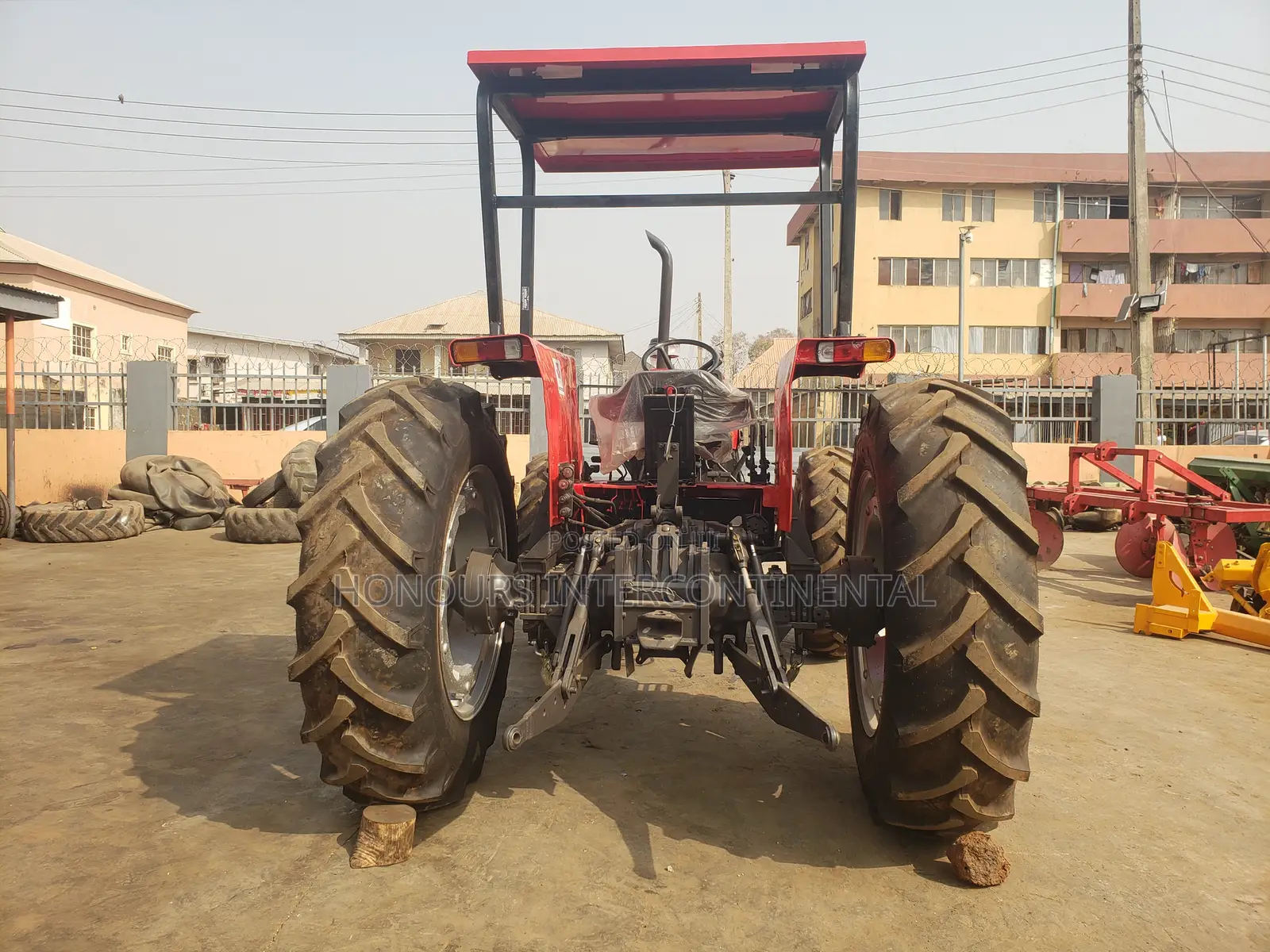 Massey Ferguson 399