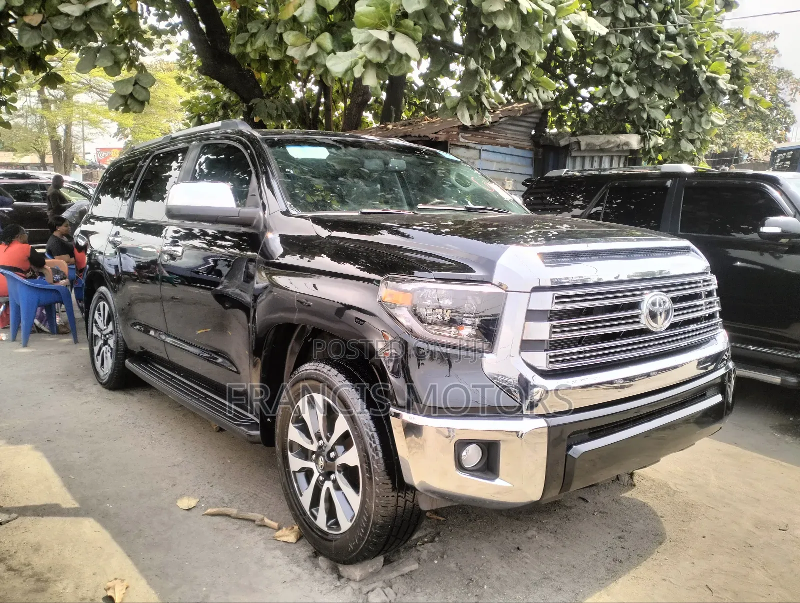 Toyota Sequoia Platinum w/FFV 4x4 2018 Black