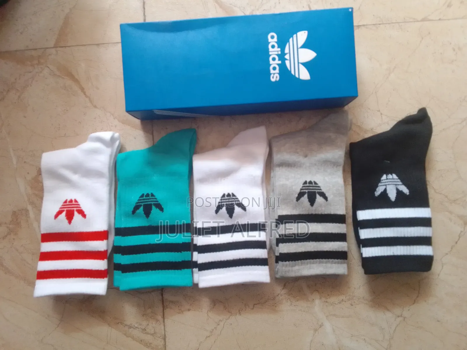 Quality Luxury Adidas Socks 5 in a Pack