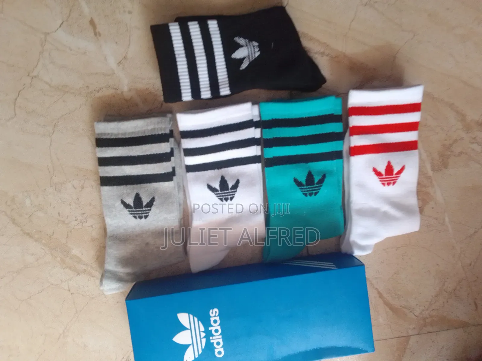 Quality Luxury Adidas Socks 5 in a Pack