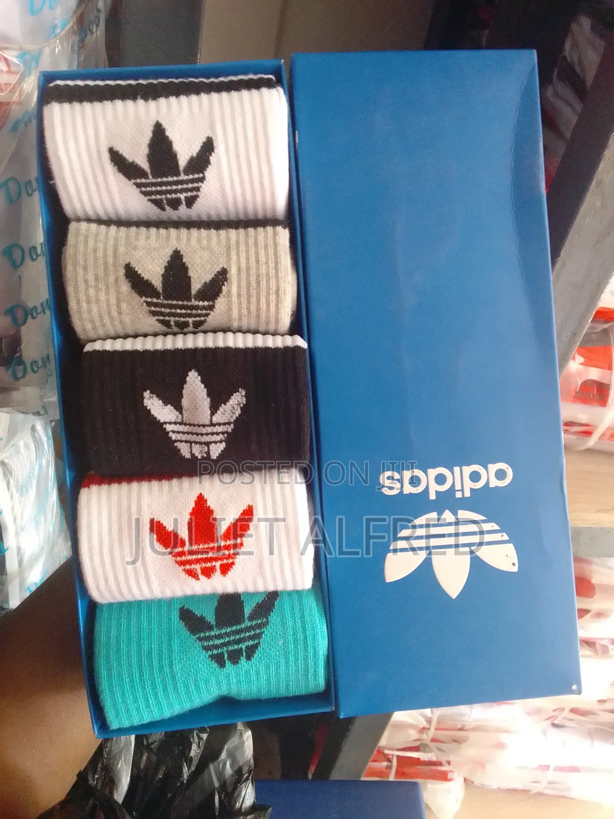 Quality Luxury Adidas Socks 5 in a Pack
